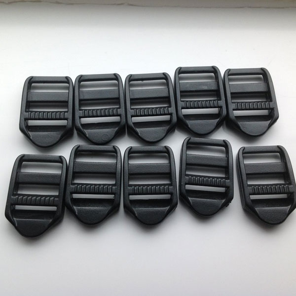 Compact & Lightweight 20mm Plastic Ladderlock Black Buckles