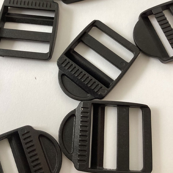 25mm corrosion-Resistant Plastic Ladderlock Black Buckles
