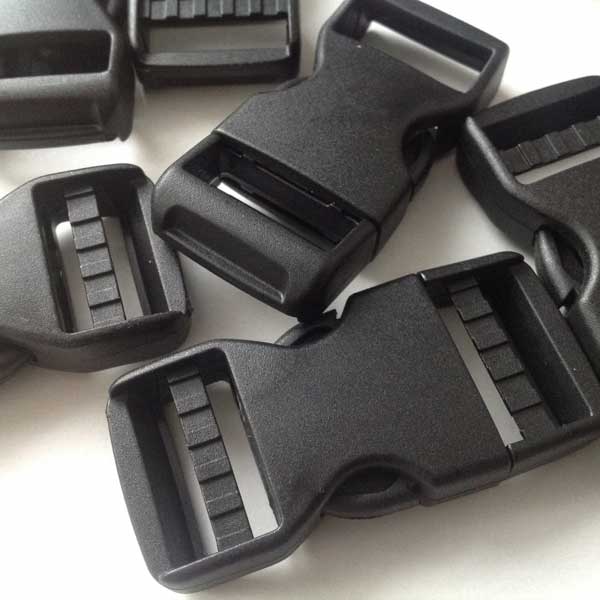 25mm Dual Adjustable Plastic Side Release Black Buckles