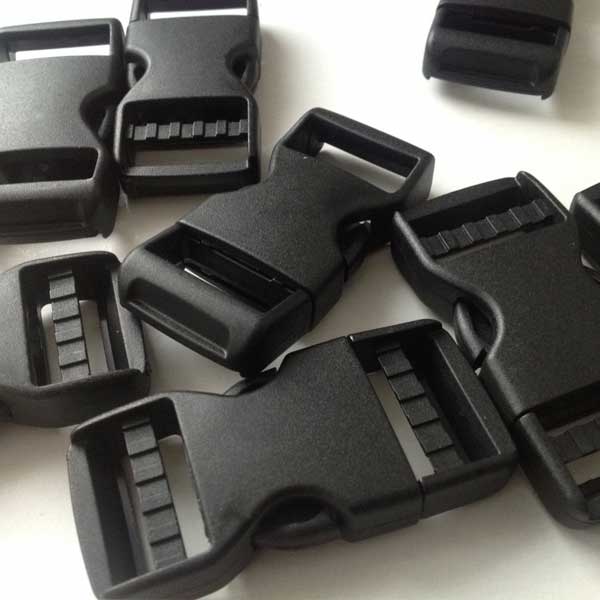 25mm Dual Adjustable Plastic Side Release Black Buckles